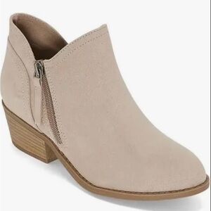 Arizona Jean CO. Coachella Stone memory foam booties